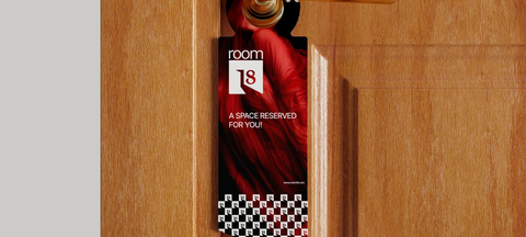 Дверна табличка Room 18